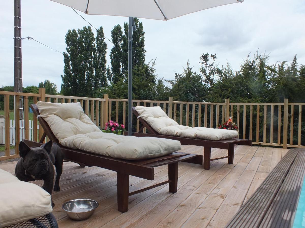Saint-Pierre-d'Eyraud Country B&B المظهر الخارجي الصورة