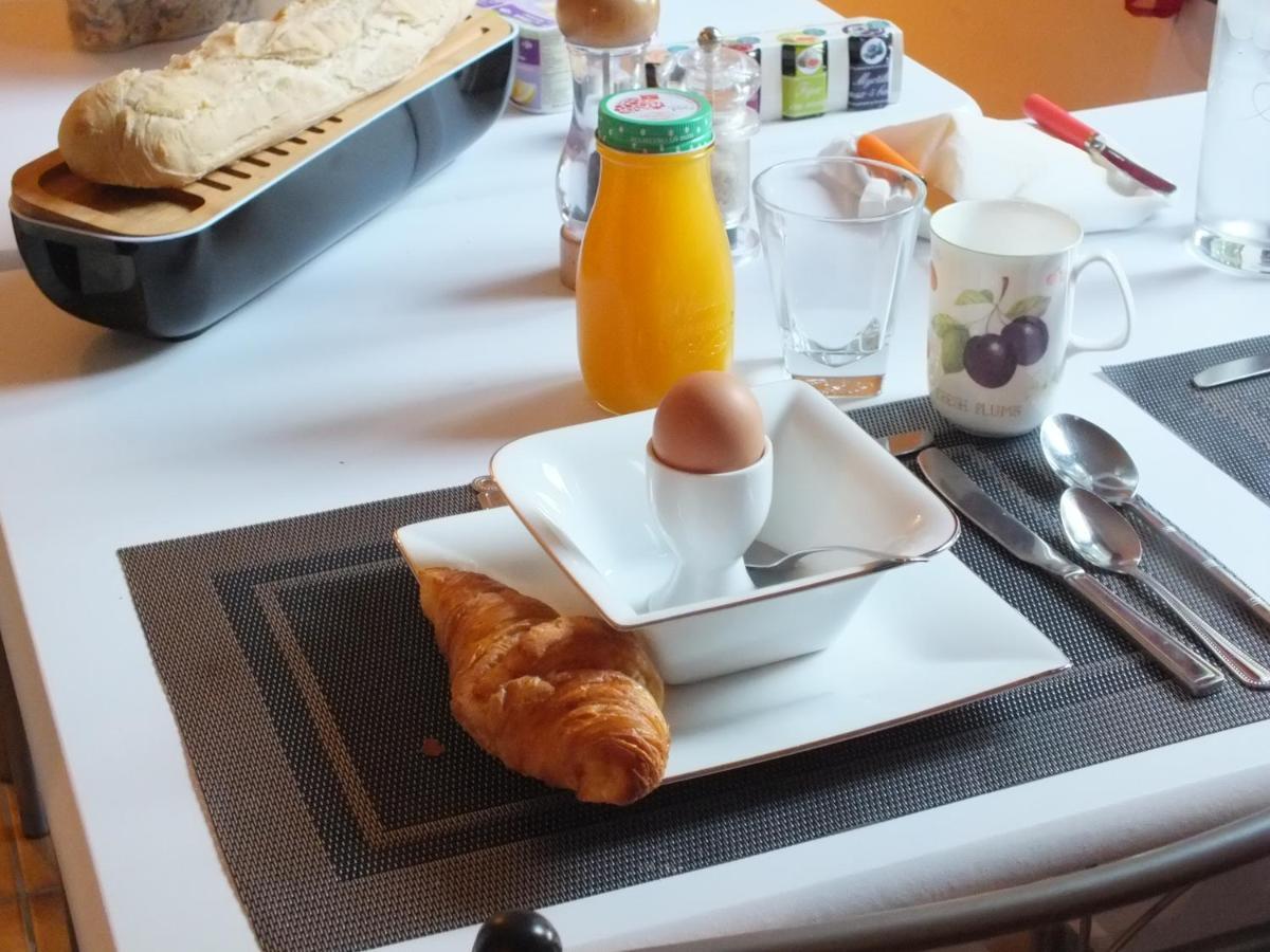 Saint-Pierre-d'Eyraud Country B&B المظهر الخارجي الصورة