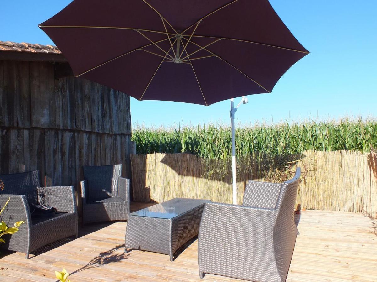 Saint-Pierre-d'Eyraud Country B&B المظهر الخارجي الصورة