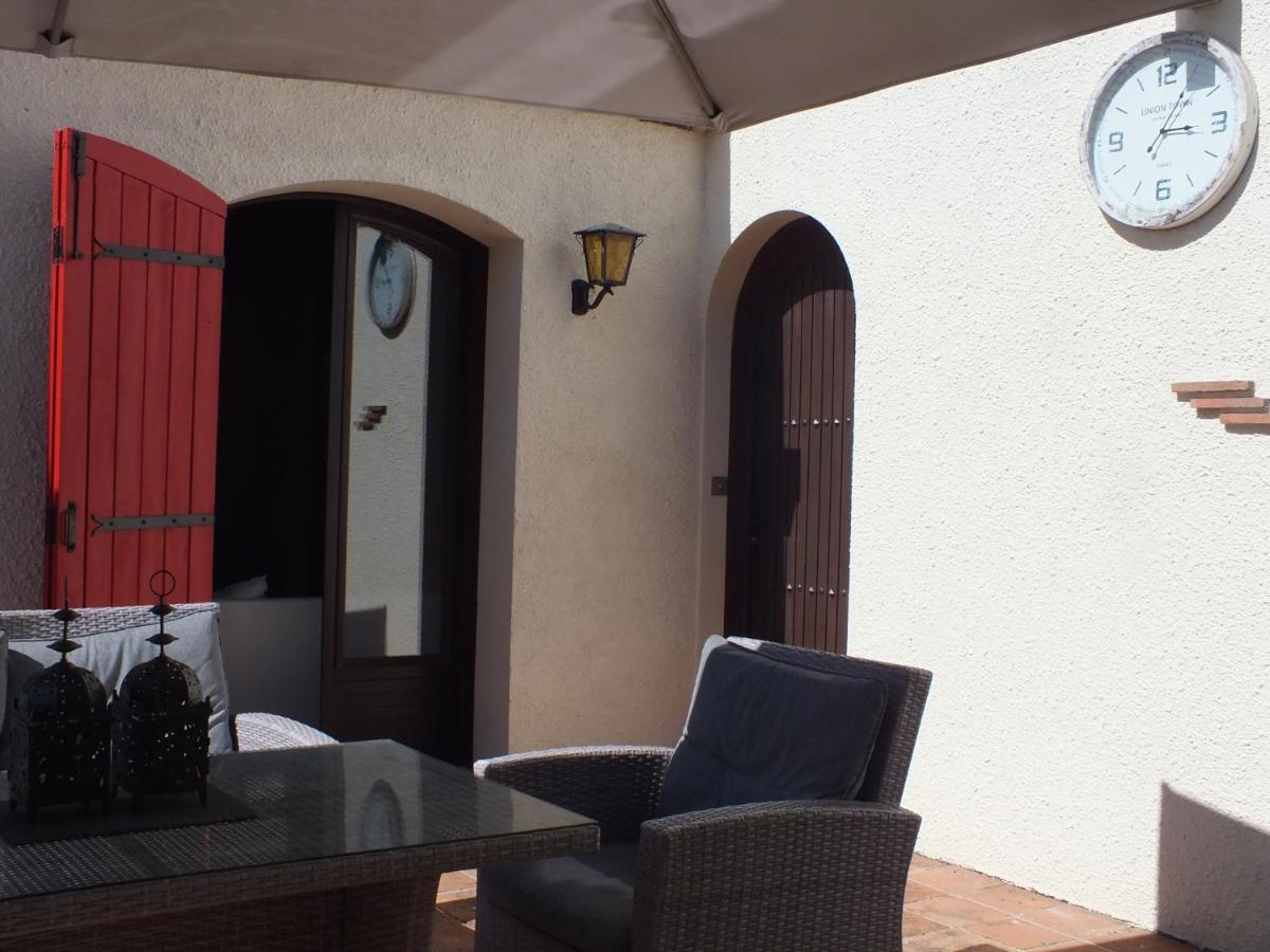 Saint-Pierre-d'Eyraud Country B&B المظهر الخارجي الصورة